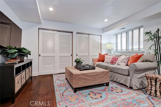 2615 Laurel Avenue, Manhattan Beach, California 90266, 5 Bedrooms Bedrooms, ,3 BathroomsBathrooms,Residential,Sold,Laurel,SB20122335