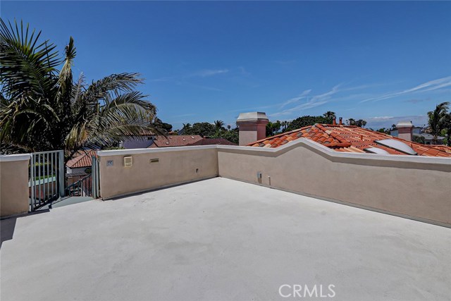 700 Avenue A, Redondo Beach, California 90277, 5 Bedrooms Bedrooms, ,3 BathroomsBathrooms,Residential,Sold,Avenue A,SB19117833