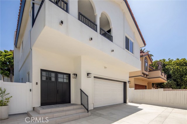 712 Irena Avenue, Redondo Beach, California 90277, 3 Bedrooms Bedrooms, ,1 BathroomBathrooms,Residential,Sold,Irena,SB20172033