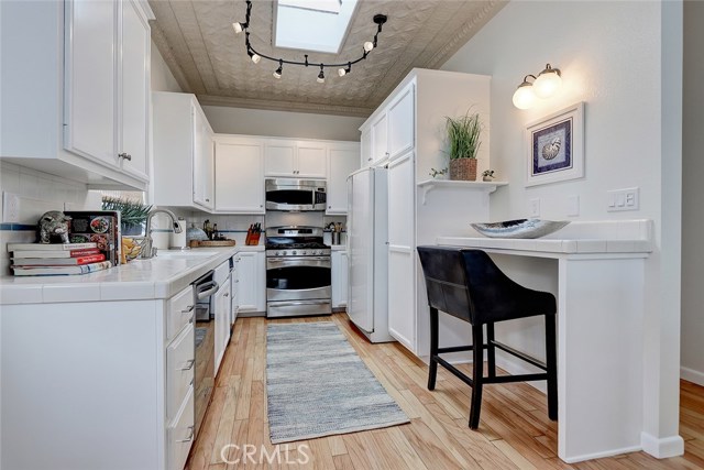 Breakfast bar seating for casual eating and hanging out.