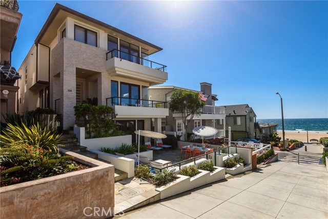 120 5th Street, Manhattan Beach, California 90266, 4 Bedrooms Bedrooms, ,4 BathroomsBathrooms,Residential,Sold,5th,SB19010545