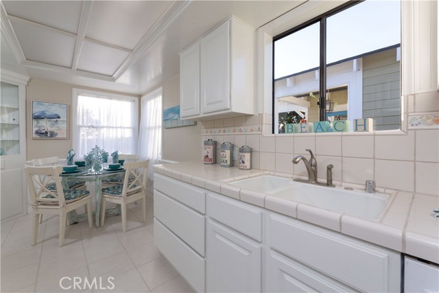 500 Paulina Avenue, Redondo Beach, California 90277, 3 Bedrooms Bedrooms, ,1 BathroomBathrooms,Residential,Sold,Paulina,PW19227875