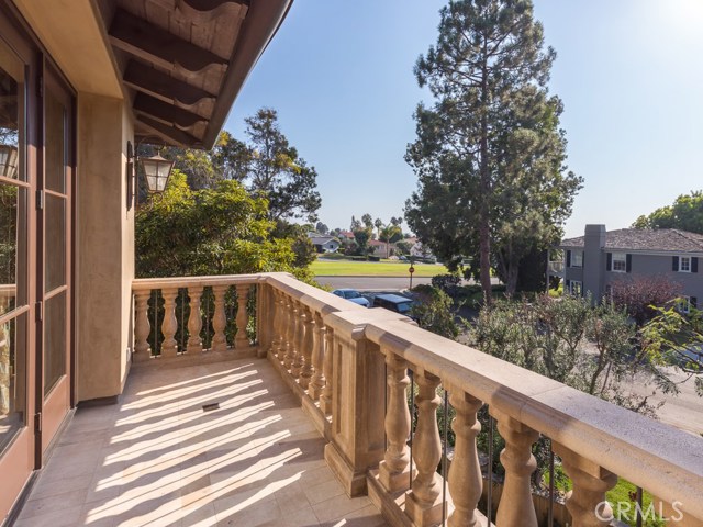 2668 Via Pacheco, Palos Verdes Estates, California 90274, 4 Bedrooms Bedrooms, ,5 BathroomsBathrooms,Residential,Sold,Via Pacheco,SB20186428