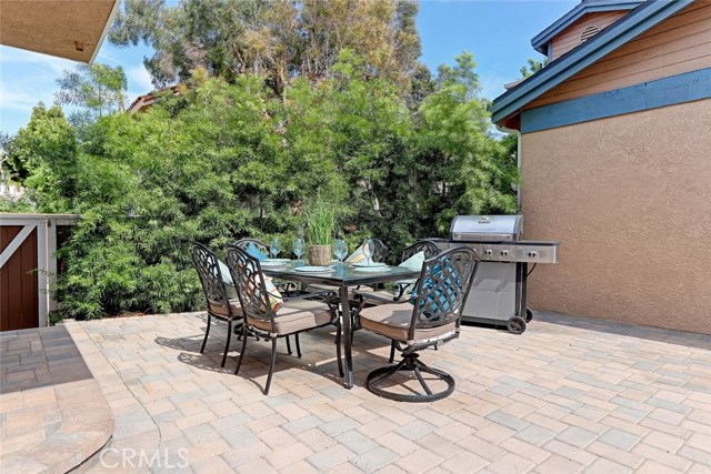 2218 Marshallfield Lane, Redondo Beach, California 90278, 4 Bedrooms Bedrooms, ,2 BathroomsBathrooms,Residential,Sold,Marshallfield,SB17165372