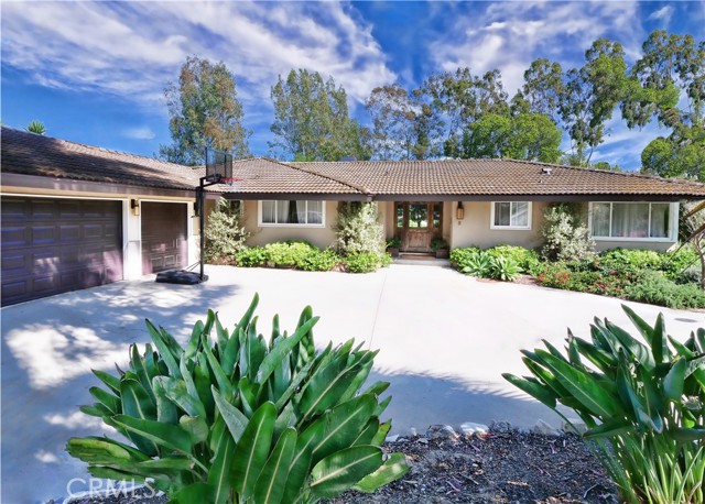 8 Hidden Valley Road, Rolling Hills Estates, California 90274, 4 Bedrooms Bedrooms, ,3 BathroomsBathrooms,Residential,Sold,Hidden Valley,PV21094348