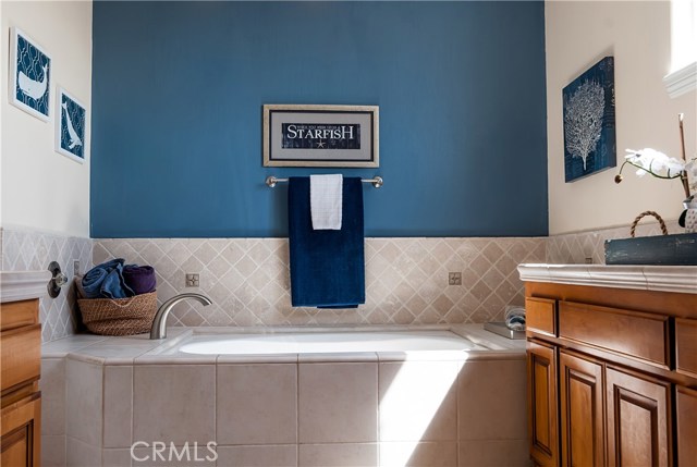 1917 Graham Avenue, Redondo Beach, California 90278, 4 Bedrooms Bedrooms, ,2 BathroomsBathrooms,Residential,Sold,Graham,SB17204089