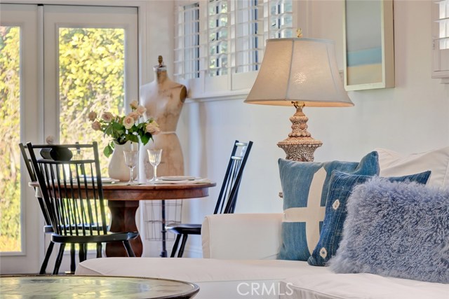 Eat in area in kitchen