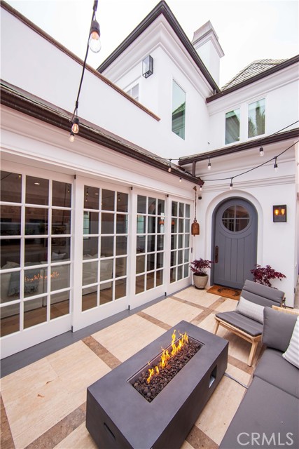 515 23rd Street, Manhattan Beach, California 90266, 3 Bedrooms Bedrooms, ,3 BathroomsBathrooms,Residential,Sold,23rd,SB21052388
