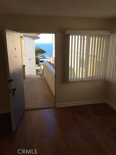 902 Esplanade, Redondo Beach, California 90277, ,Residential Income,Sold,Esplanade,SB19276771