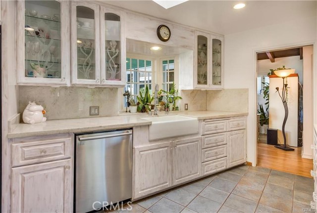 2833 Valley Drive, Manhattan Beach, California 90266, 2 Bedrooms Bedrooms, ,2 BathroomsBathrooms,Residential,Sold,Valley,SB20124280