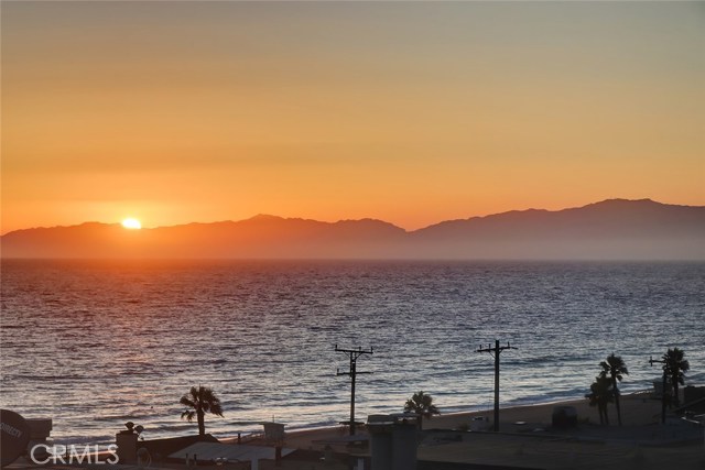 3606 Manhattan Avenue, Manhattan Beach, California 90266, 3 Bedrooms Bedrooms, ,3 BathroomsBathrooms,Residential,Sold,Manhattan,SB20088525