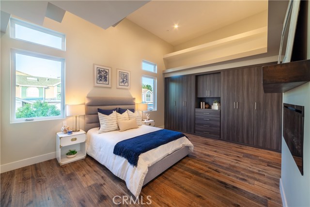 2713 Carnegie Lane, Redondo Beach, California 90278, 4 Bedrooms Bedrooms, ,4 BathroomsBathrooms,Residential,Sold,Carnegie,SB19228634