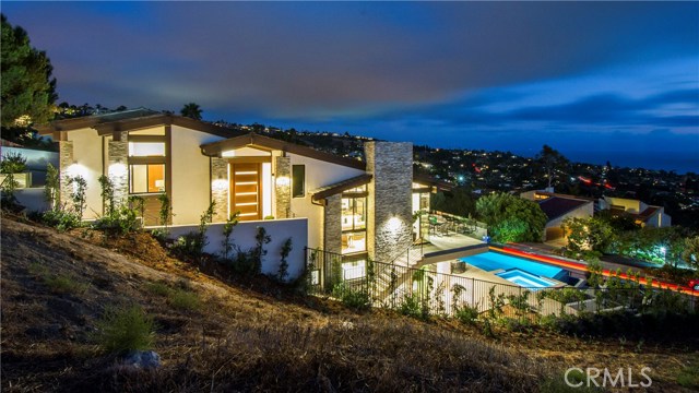 1320 Via Romero, Palos Verdes Estates, California 90274, 4 Bedrooms Bedrooms, ,5 BathroomsBathrooms,Residential,Sold,Via Romero,PV17216220