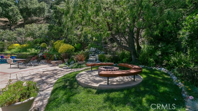 4 Bed Home for Sale in Encino, California