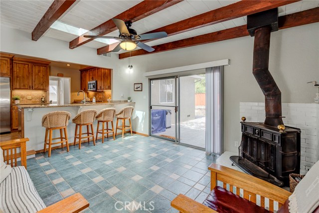 2215 Glick Court, Redondo Beach, California 90278, 4 Bedrooms Bedrooms, ,2 BathroomsBathrooms,Residential,Sold,Glick,SB18233493