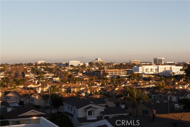 Unobstructed city view from the top floor
