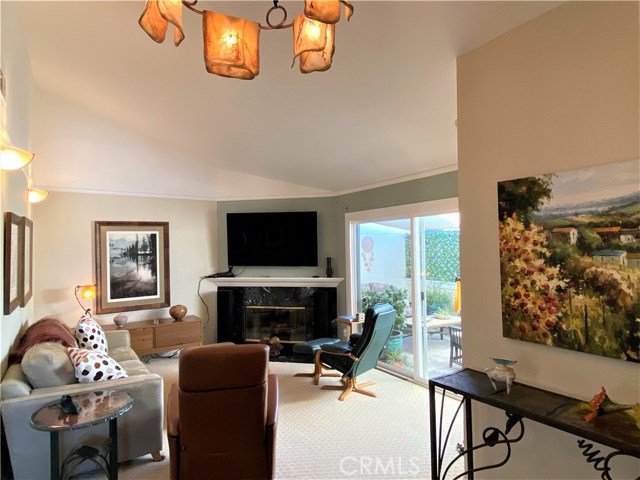 1802 Mackay Lane, Redondo Beach, California 90278, 3 Bedrooms Bedrooms, ,2 BathroomsBathrooms,Residential,Sold,Mackay,SB20257314