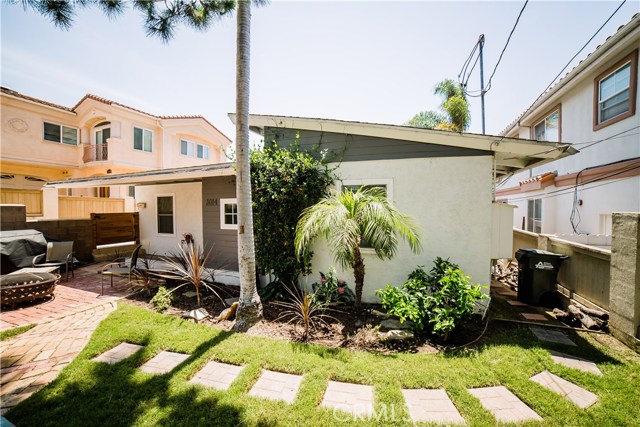 2014 Huntington Lane, Redondo Beach, California 90278, 6 Bedrooms Bedrooms, ,3 BathroomsBathrooms,Residential,Sold,Huntington,PV20087017