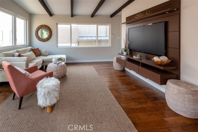 317 Gull Street, Manhattan Beach, California 90266, 3 Bedrooms Bedrooms, ,3 BathroomsBathrooms,Residential,Sold,Gull,SB20171663