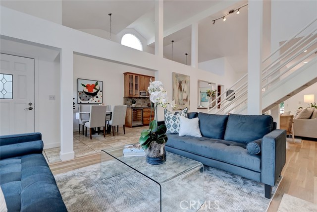 1909 Faymont, Manhattan Beach, California 90266, 3 Bedrooms Bedrooms, ,2 BathroomsBathrooms,Residential,Sold,Faymont,SB21151359