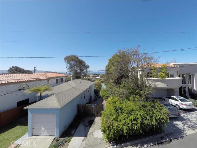 1511 Golden Avenue, Hermosa Beach, California 90254, 2 Bedrooms Bedrooms, ,1 BathroomBathrooms,Residential,Sold,Golden,SB16082622