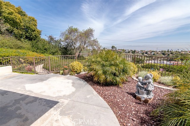 5405 Middlecrest Road, Rancho Palos Verdes, California 90275, 4 Bedrooms Bedrooms, ,3 BathroomsBathrooms,Residential,Sold,Middlecrest,PV18080454