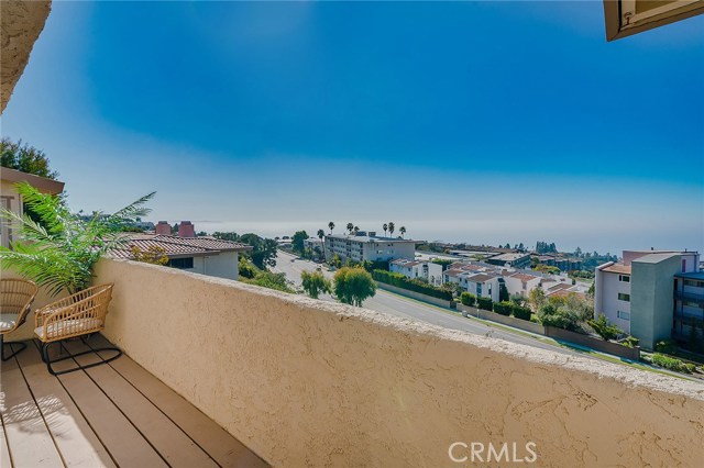21 Coraltree Lane, Rolling Hills Estates, California 90274, 3 Bedrooms Bedrooms, ,2 BathroomsBathrooms,Residential,Sold,Coraltree,SB20035251