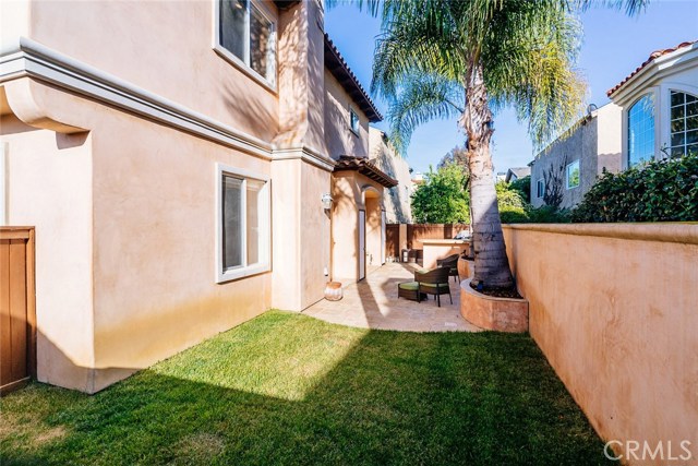 2504 Huntington Lane, Redondo Beach, California 90278, 4 Bedrooms Bedrooms, ,3 BathroomsBathrooms,Residential,Sold,Huntington,SB17090554