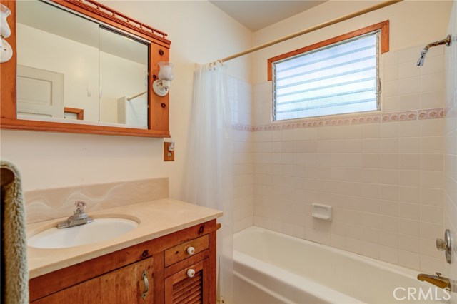 2309 Manhattan Avenue, Hermosa Beach, California 90254, 3 Bedrooms Bedrooms, ,2 BathroomsBathrooms,Residential,Sold,Manhattan,SB20128043