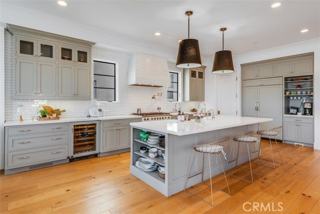 740 Avenue C, Redondo Beach, California 90277, 5 Bedrooms Bedrooms, ,5 BathroomsBathrooms,Residential,Sold,Avenue C,PV20082727