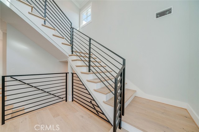 1920 Gates Ave, Redondo Beach, California 90278, 4 Bedrooms Bedrooms, ,4 BathroomsBathrooms,Residential,Sold,Gates Ave,SB21054568