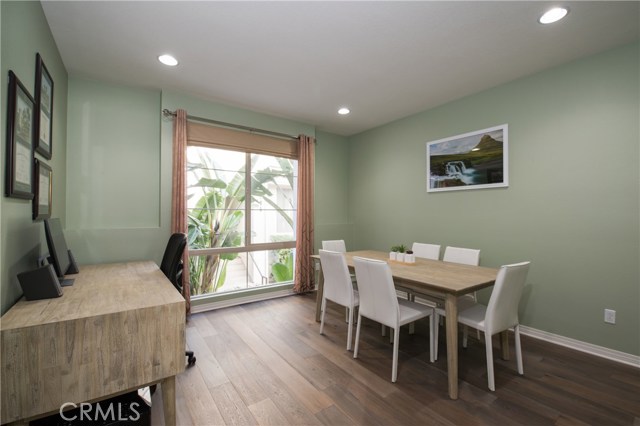 2 Bed Home for Sale in Hawthorne, California