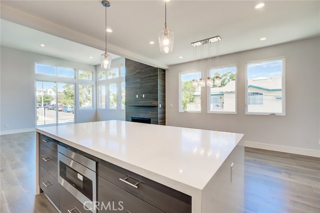 1809 Green Lane, Redondo Beach, California 90278, 5 Bedrooms Bedrooms, ,5 BathroomsBathrooms,Residential,Sold,Green,PV19214321