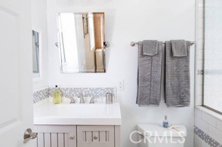 628 35th Street, Manhattan Beach, California 90266, 4 Bedrooms Bedrooms, ,2 BathroomsBathrooms,Residential,Sold,35th,SB19257457