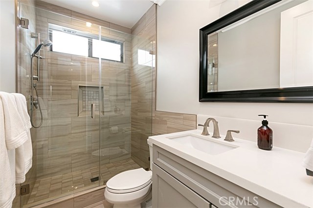 1934 Robinson Street, Redondo Beach, California 90278, 5 Bedrooms Bedrooms, ,4 BathroomsBathrooms,Residential,Sold,Robinson,OC19044344