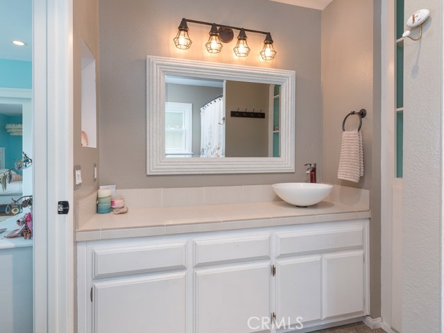 110 Juanita Avenue, Redondo Beach, California 90277, 2 Bedrooms Bedrooms, ,1 BathroomBathrooms,Residential,Sold,Juanita,SB19190456