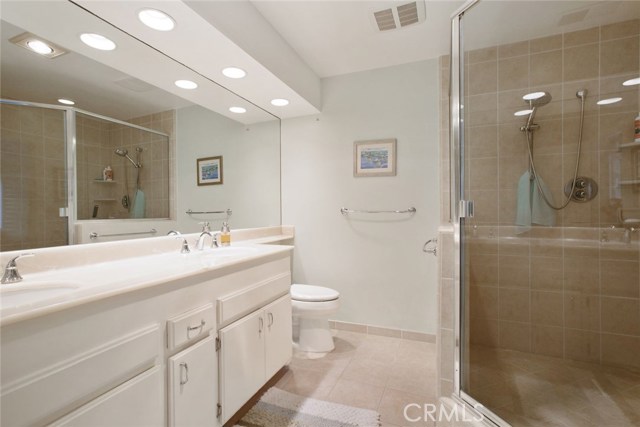 222 Guadalupe Avenue, Redondo Beach, California 90277, 3 Bedrooms Bedrooms, ,2 BathroomsBathrooms,Residential,Sold,Guadalupe,SB17060962