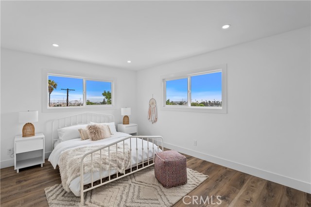 2406 Ripley Avenue, Redondo Beach, California 90278, 3 Bedrooms Bedrooms, ,2 BathroomsBathrooms,Residential,Sold,Ripley,SB21143037