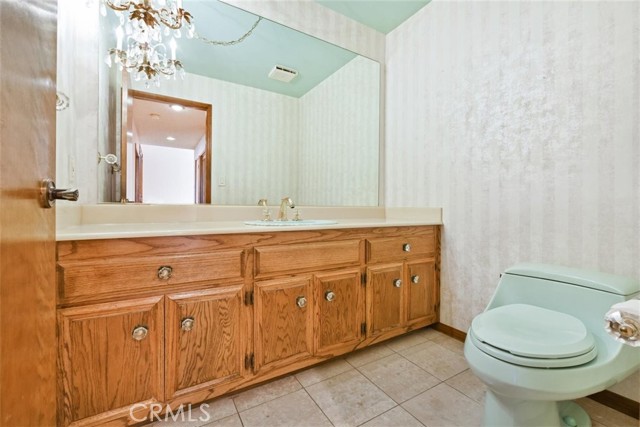 512 Knob Hill Avenue, Redondo Beach, California 90277, 4 Bedrooms Bedrooms, ,2 BathroomsBathrooms,Residential,Sold,Knob Hill,SB21044060