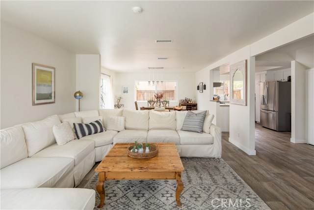 1107 Rindge Lane, Redondo Beach, California 90278, 3 Bedrooms Bedrooms, ,2 BathroomsBathrooms,Residential,Sold,Rindge,SB19170544