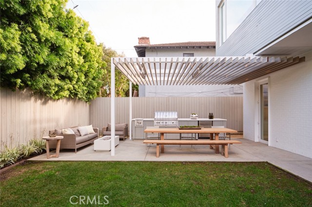 2912 Palm Avenue, Manhattan Beach, California 90266, 4 Bedrooms Bedrooms, ,2 BathroomsBathrooms,Residential,Sold,Palm,SB21015344