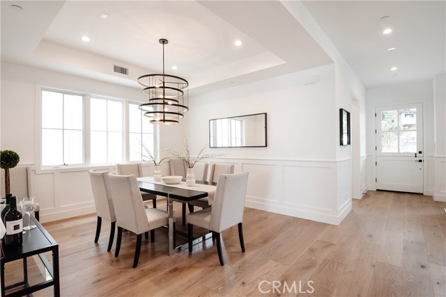 617 31st Street, Manhattan Beach, California 90266, 7 Bedrooms Bedrooms, ,2 BathroomsBathrooms,Residential,Sold,31st,SB20084953