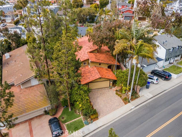 2217 Valley Drive, Manhattan Beach, California 90266, 4 Bedrooms Bedrooms, ,2 BathroomsBathrooms,Residential,Sold,Valley,SB21051487