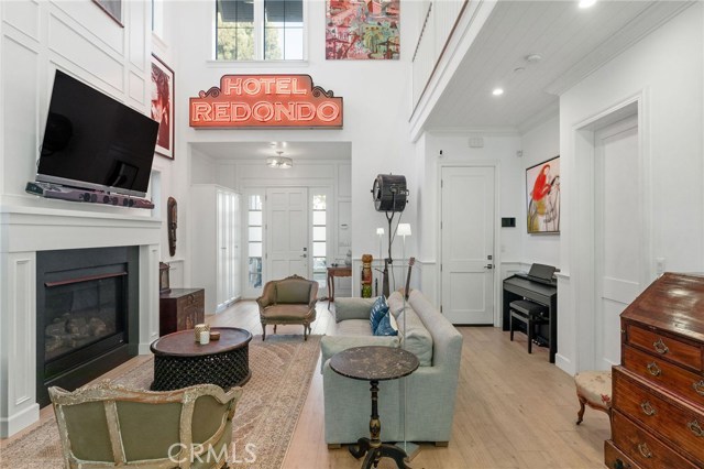 1405 Oak Avenue, Manhattan Beach, California 90266, 4 Bedrooms Bedrooms, ,4 BathroomsBathrooms,Residential,Sold,Oak,SB20231748