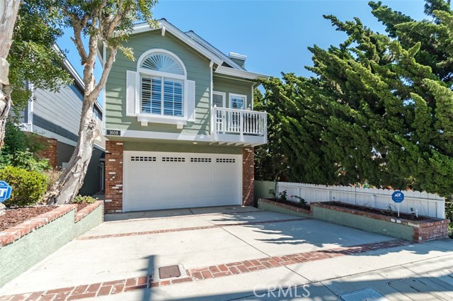 1608 Stanford Avenue, Redondo Beach, California 90278, 3 Bedrooms Bedrooms, ,2 BathroomsBathrooms,Residential,Sold,Stanford,SB17069202