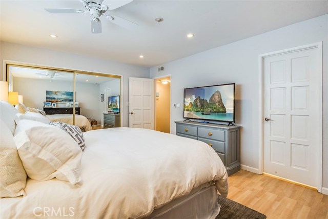 710 Guadalupe Avenue, Redondo Beach, California 90277, 2 Bedrooms Bedrooms, ,1 BathroomBathrooms,Residential,Sold,Guadalupe,SB19016726