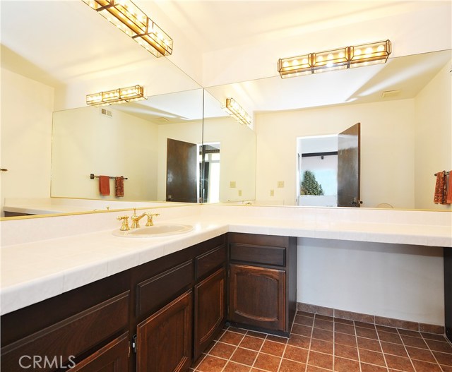 Main level powder room