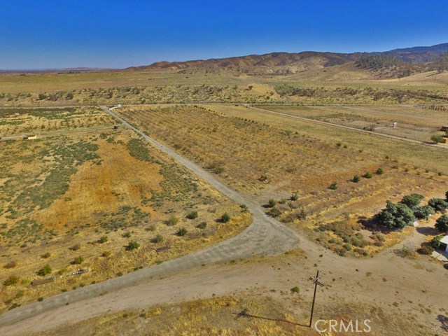 48601 3 Points Road, Lake Hughes, CA, 93532 48601 3 Points Road