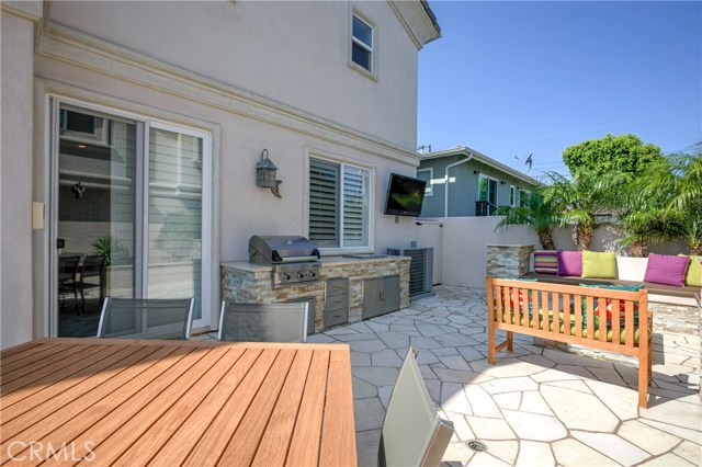 2005 Plant Avenue, Redondo Beach, California 90278, 4 Bedrooms Bedrooms, ,2 BathroomsBathrooms,Residential,Sold,Plant,SB20174146