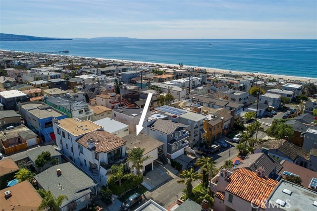 440 29th Street, Manhattan Beach, California 90266, 2 Bedrooms Bedrooms, ,2 BathroomsBathrooms,Residential,Sold,29th,SB18045491